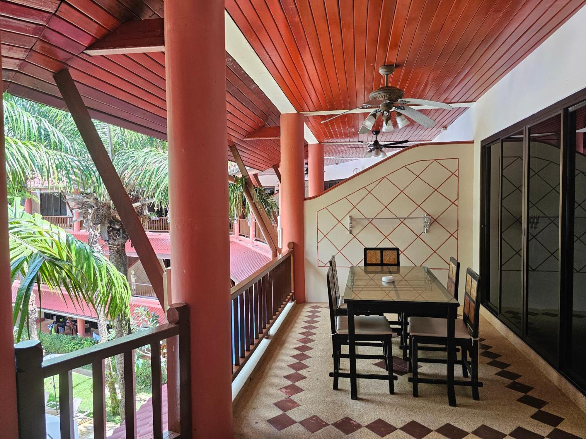 Sai Rougn Apartment Patong Bagian luar foto