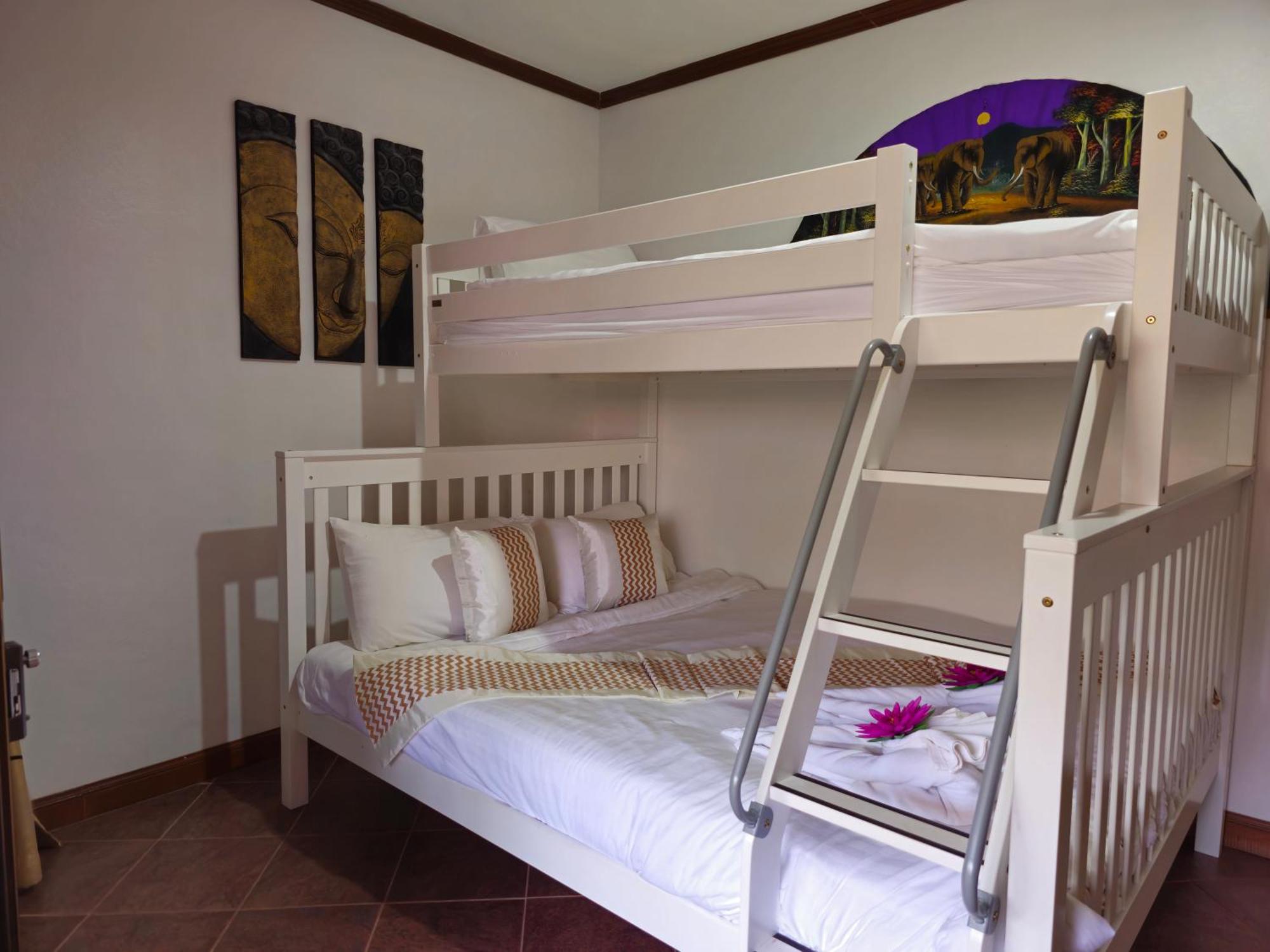Sai Rougn Apartment Patong Bagian luar foto